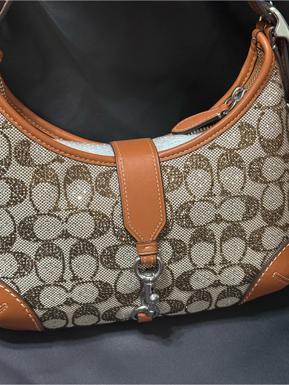 NWT Coach Crystal Signature Jacquard Hamptons Shoulder Bag - Picture 2 of 12